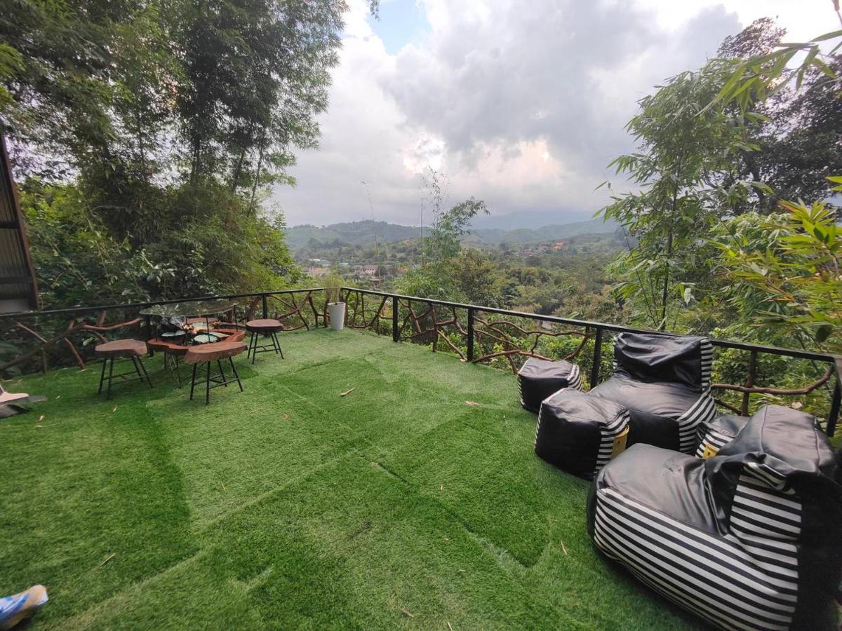 Flower Hill 180 Chiang Rai Exterior photo