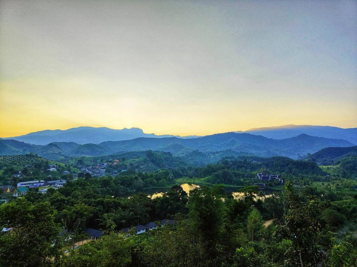 Flower Hill 180 Chiang Rai Exterior photo