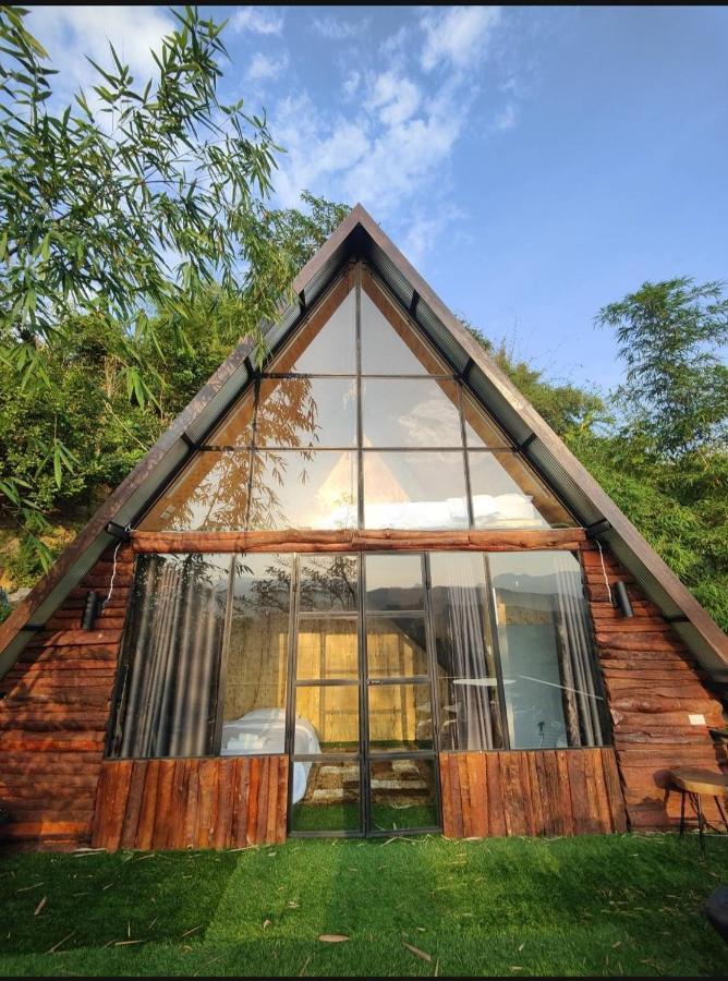 Flower Hill 180 Chiang Rai Exterior photo